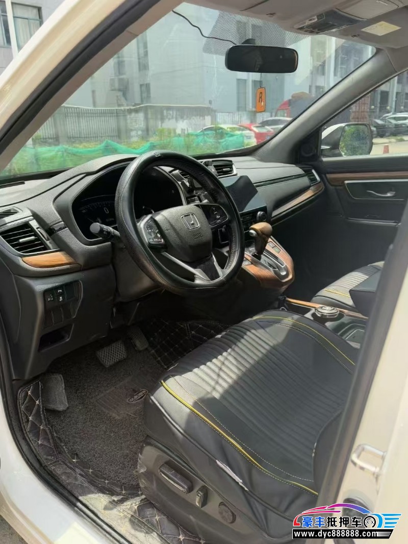 17年本田CR-V轿车抵押车出售