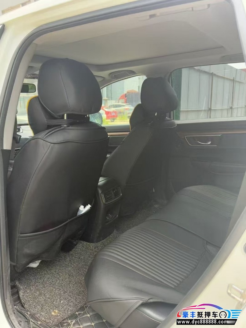 17年本田CR-V轿车抵押车出售