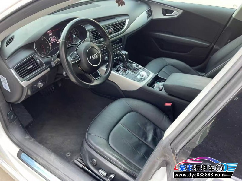 17年奥迪A7轿车抵押车出售