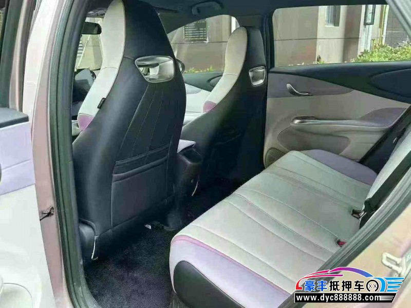 23年比亚迪海豚轿车抵押车出售