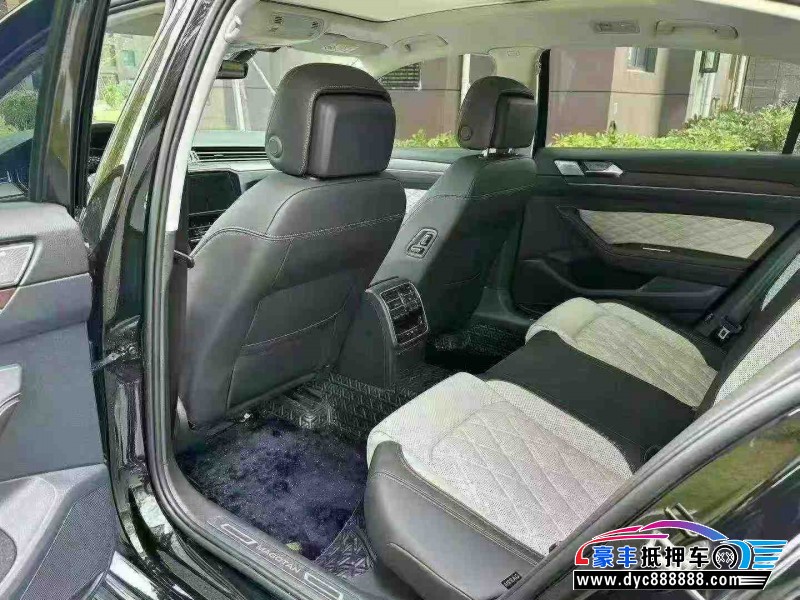 24年大众迈腾轿车抵押车出售