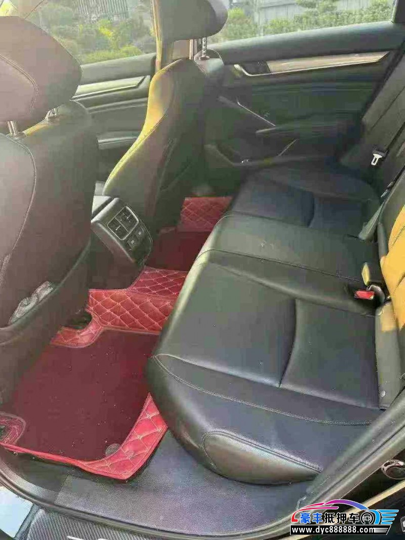 22年本田雅阁轿车抵押车出售