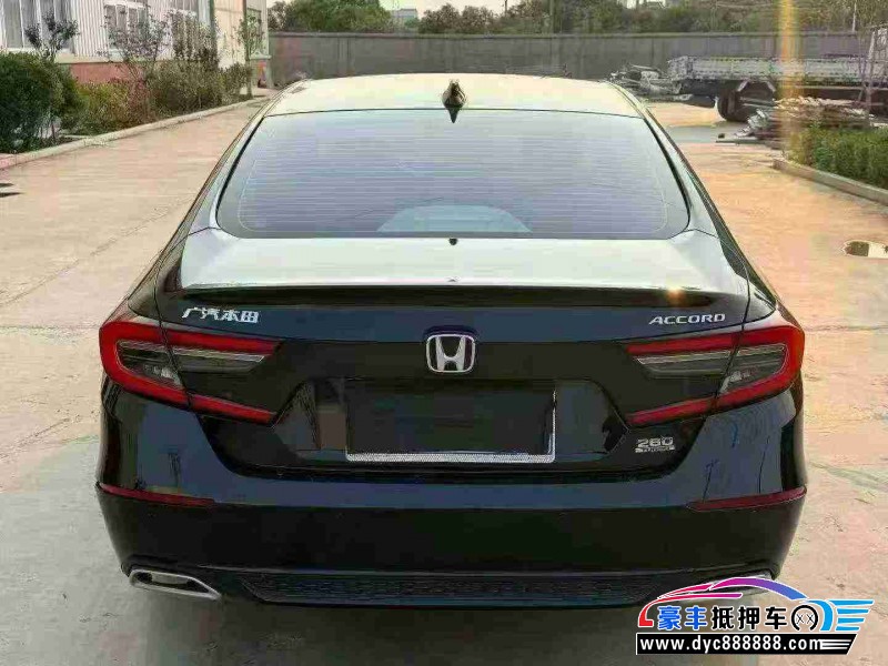 22年本田雅阁轿车抵押车出售