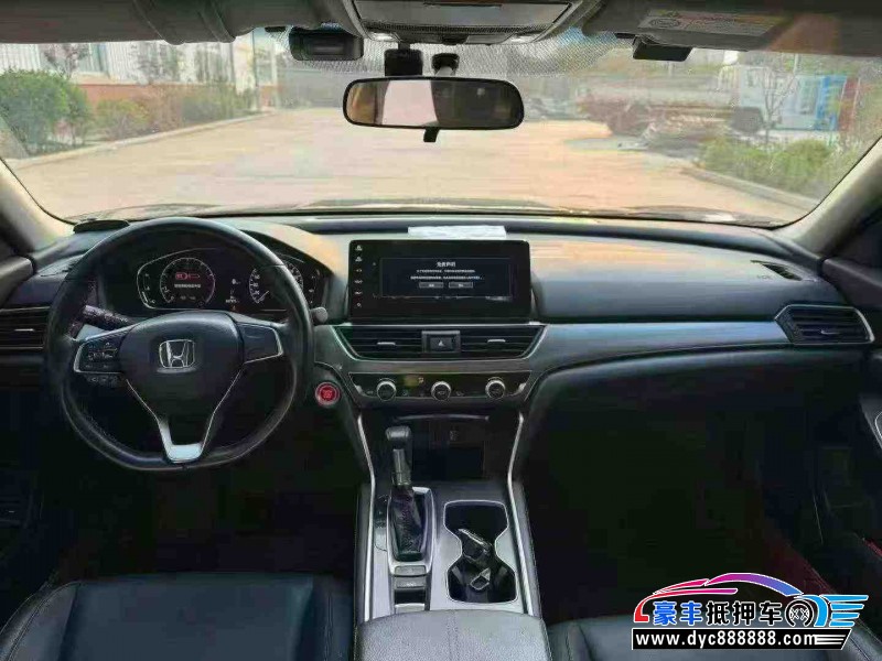 22年本田雅阁轿车抵押车出售