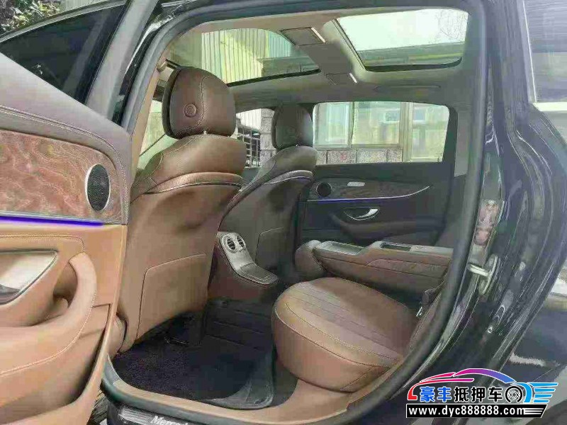 21年奔驰E轿车抵押车出售