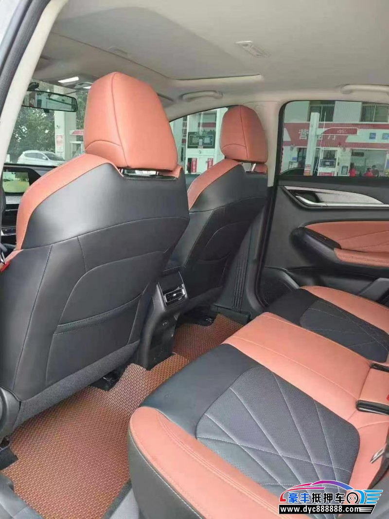 25年长安逸动轿车抵押车出售