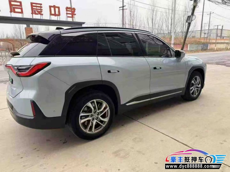 21年蔚来ES6轿车抵押车出售