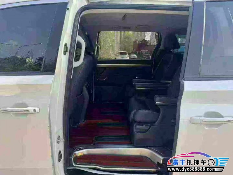 21年传祺M8轿车抵押车出售