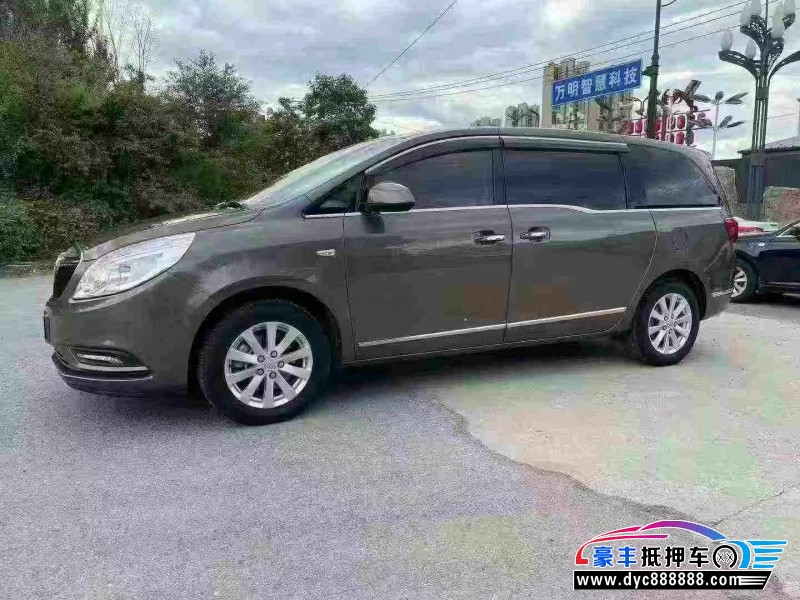 18年别克GL8轿车抵押车出售