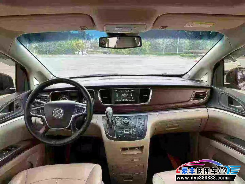 18年别克GL8轿车抵押车出售