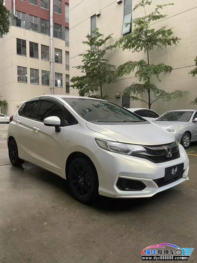 18年本田飞度轿车抵押车出售
