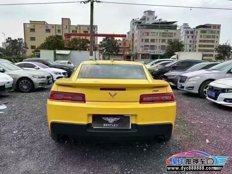 16年雪佛兰科迈罗轿车抵押车出售