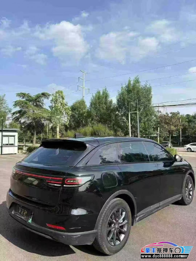 24年零跑C11轿车抵押车出售