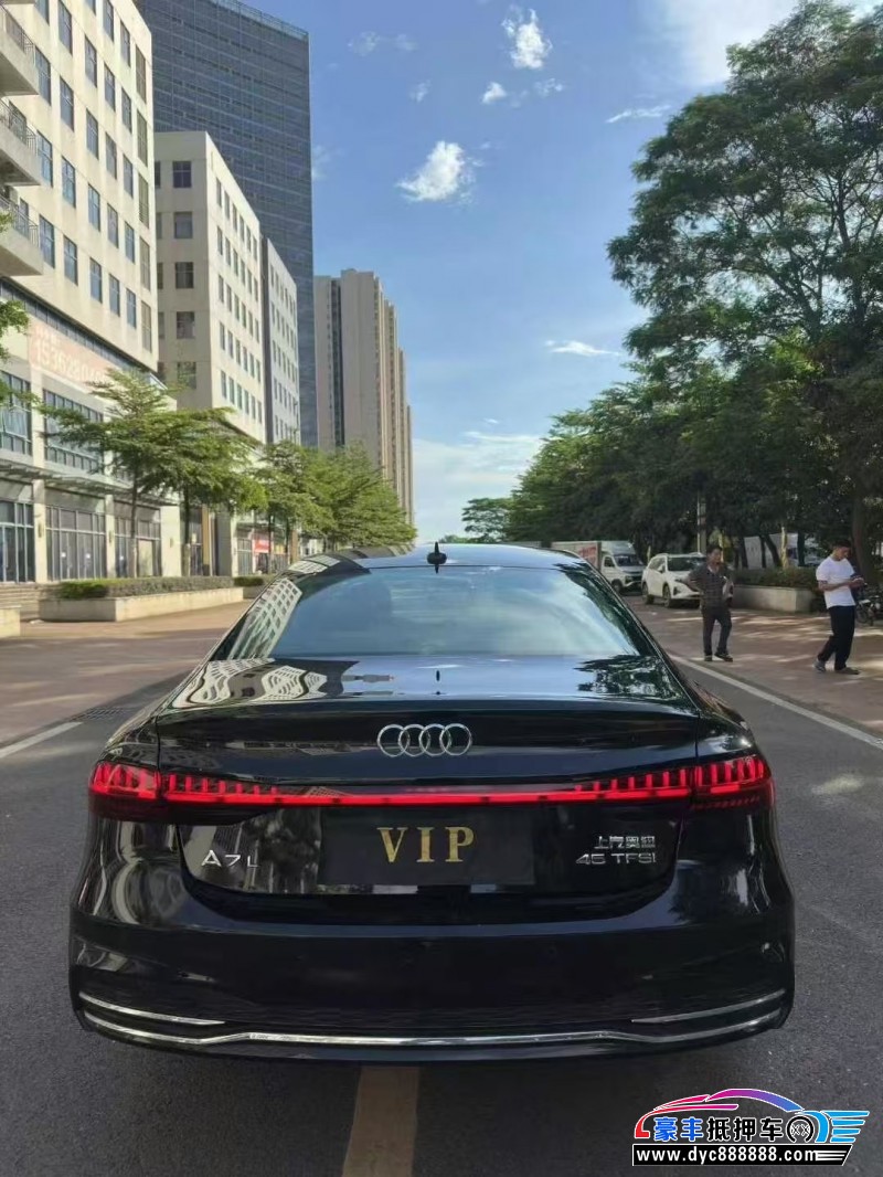 25年奥迪A7轿车抵押车出售