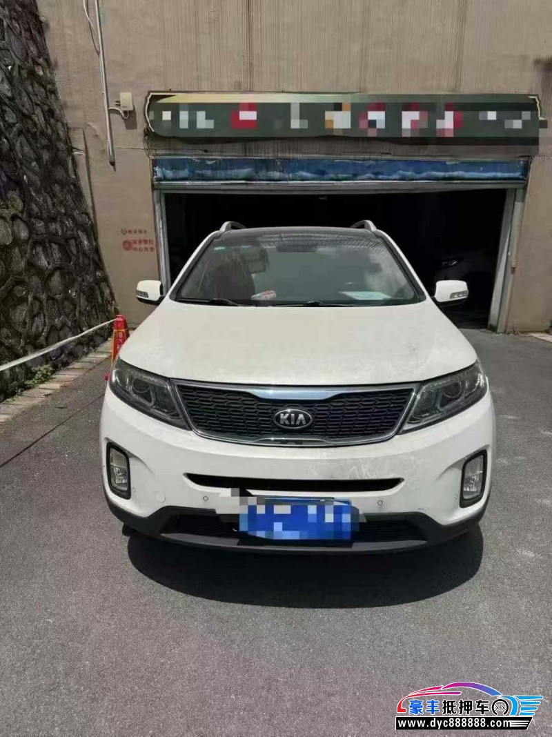 14年起亚索兰托轿车抵押车出售