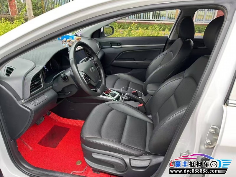 21年现代领动轿车抵押车出售