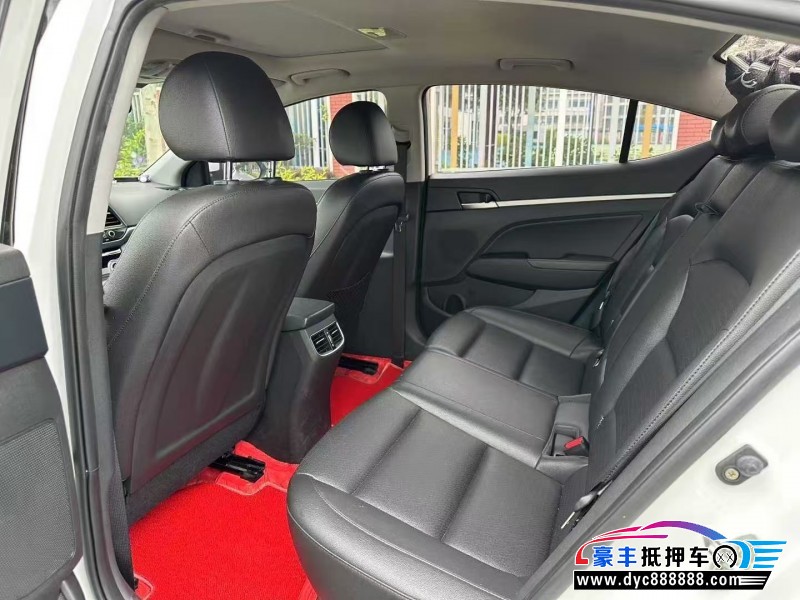 21年现代领动轿车抵押车出售