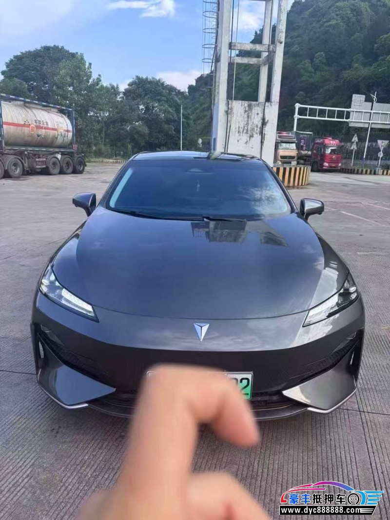 23年长安深蓝SL03轿车抵押车出售