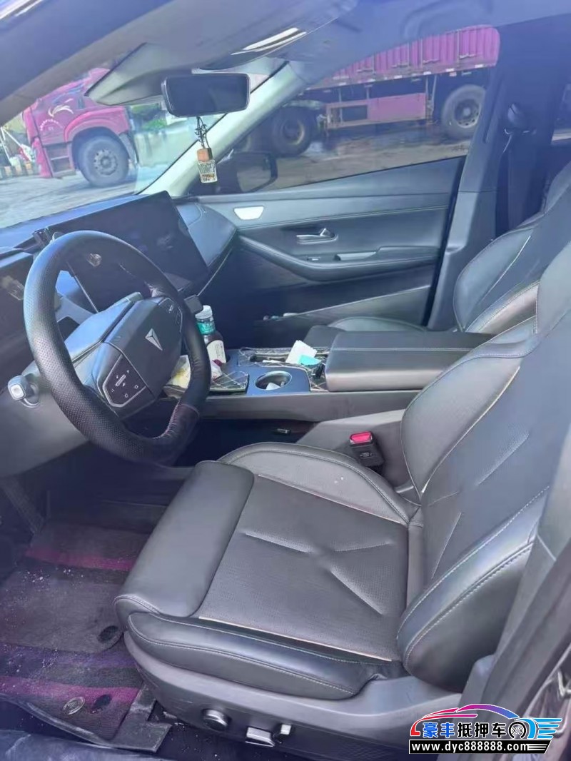 23年长安深蓝SL03轿车抵押车出售