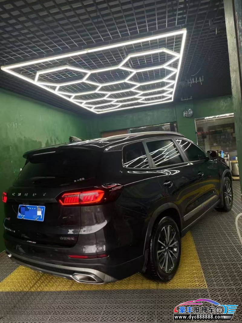 21年奇瑞瑞虎8轿车抵押车出售