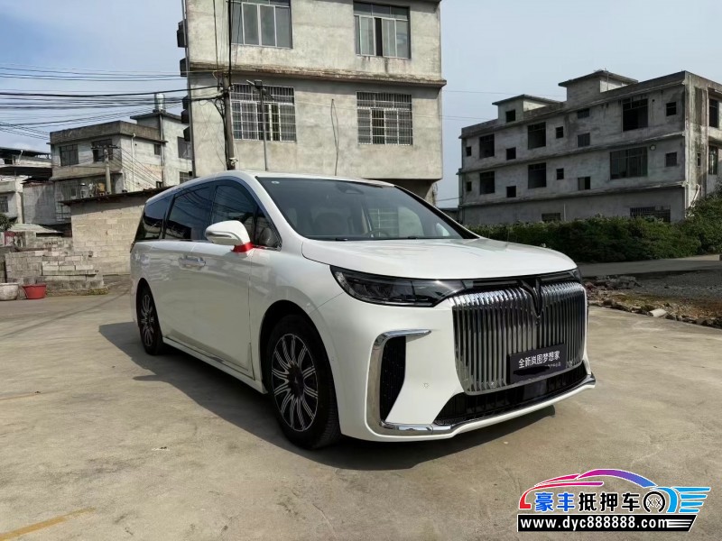 25年岚图梦想家轿车抵押车出售