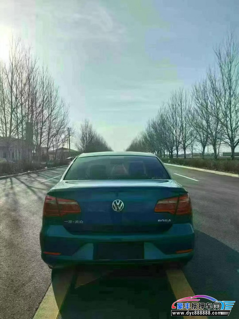 14年大众宝来轿车抵押车出售