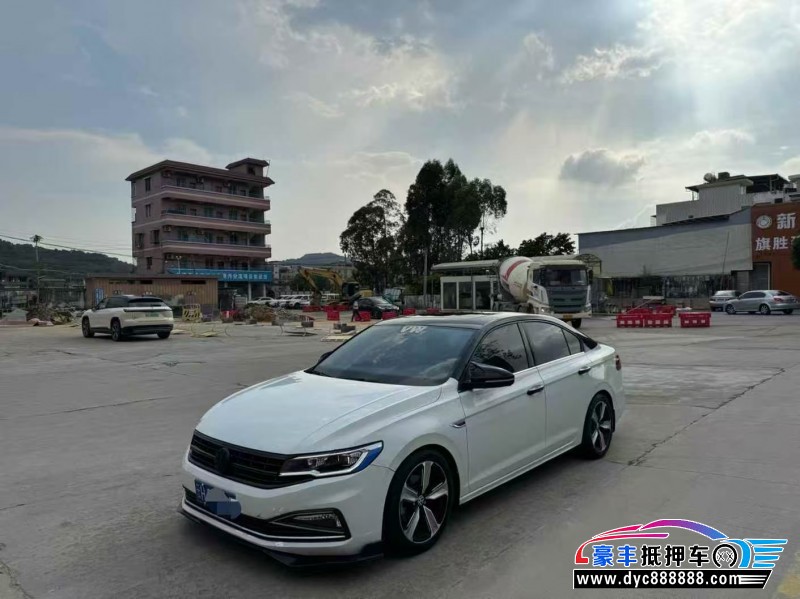 20年大众宝来轿车抵押车出售