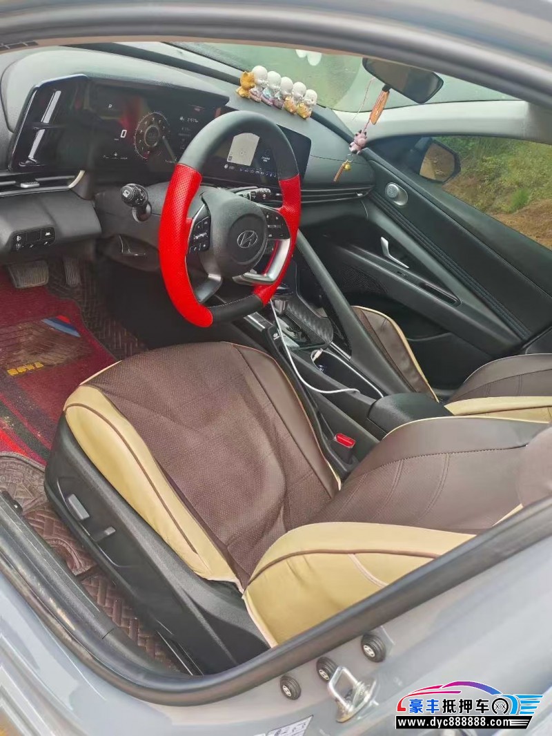 21年现代伊兰特轿车抵押车出售