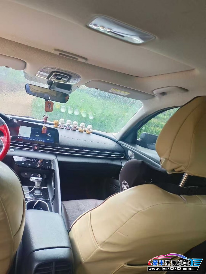 21年现代伊兰特轿车抵押车出售