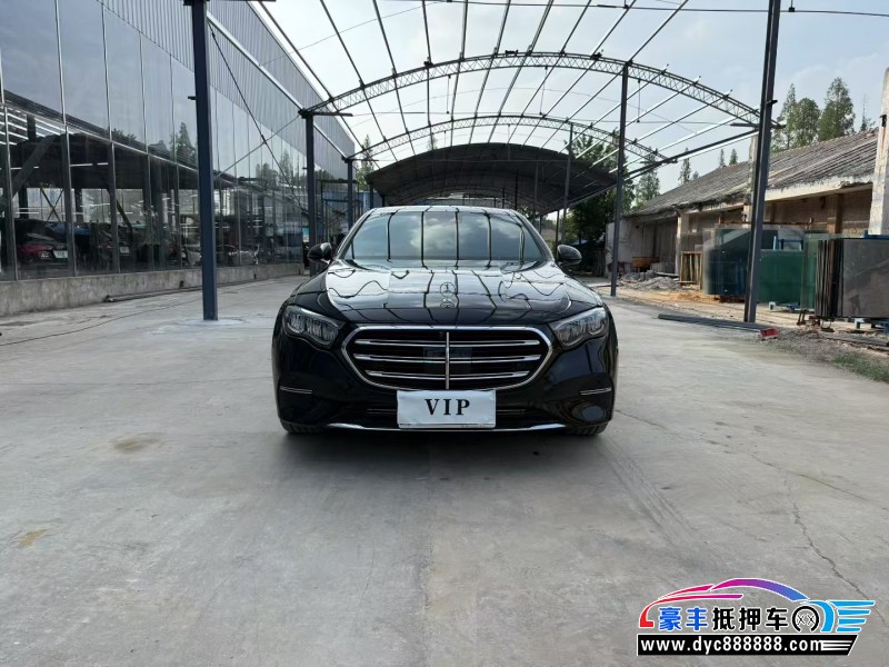 24年奔驰E轿车抵押车出售