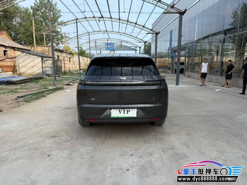 24年理想L7轿车抵押车出售