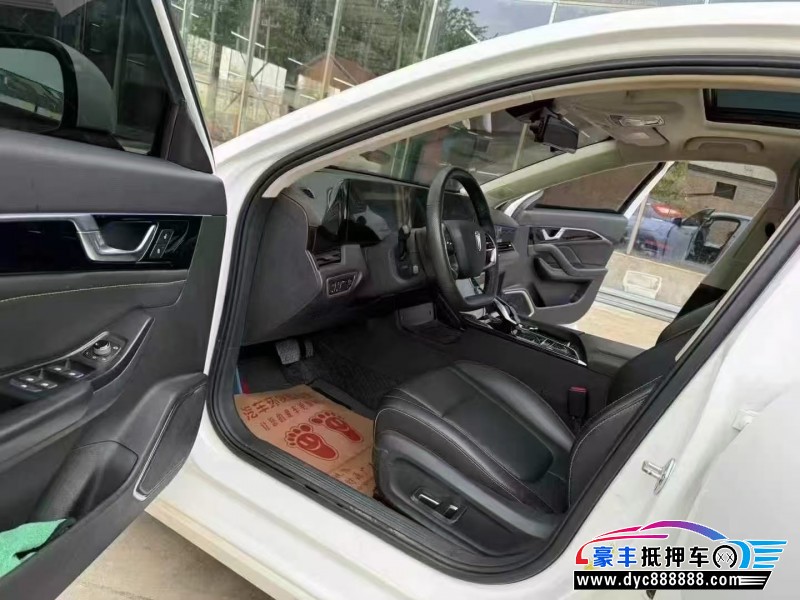 23年奔腾B70轿车抵押车出售