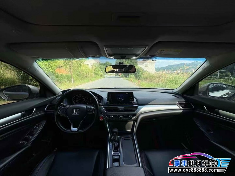 18年本田雅阁轿车抵押车出售