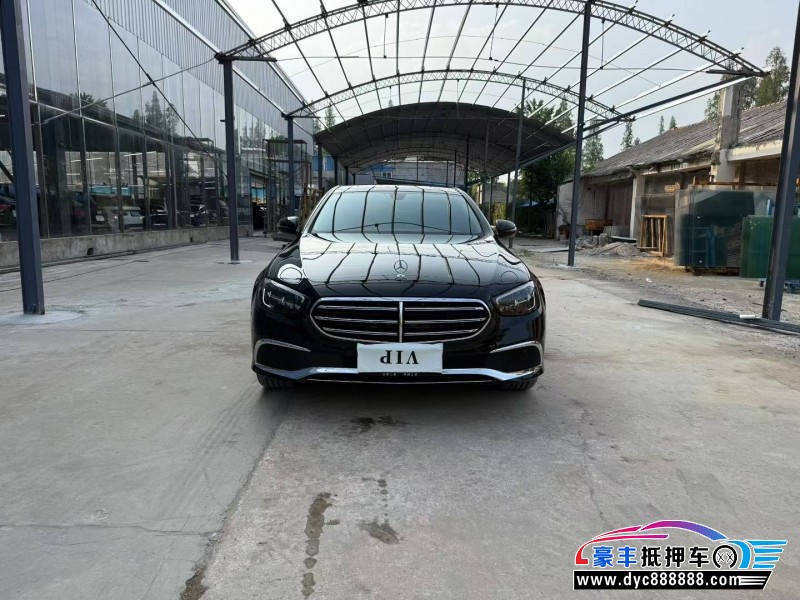 22年奔驰E轿车抵押车出售