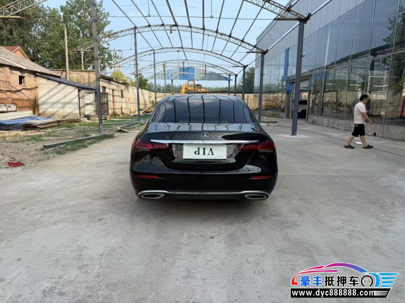 22年奔驰E轿车抵押车出售