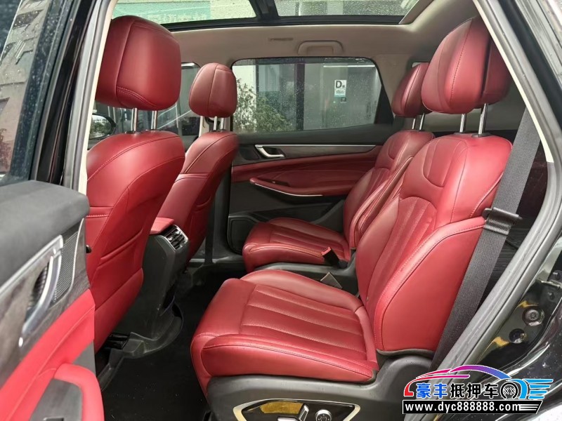 22年东风风光580轿车抵押车出售