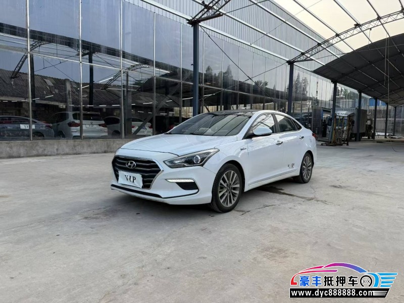 17年现代名图轿车抵押车出售