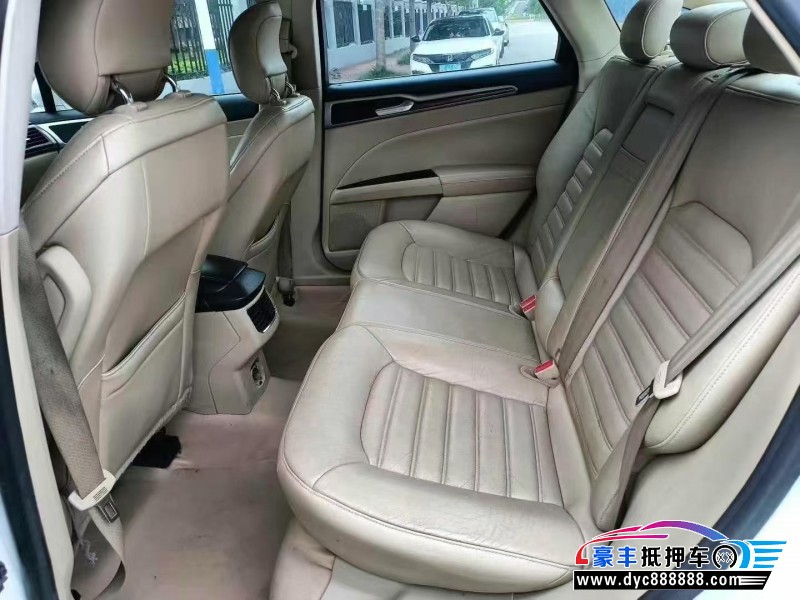 13年福特蒙迪欧轿车抵押车出售