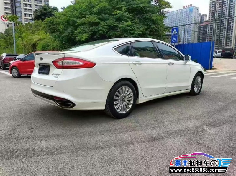 13年福特蒙迪欧轿车抵押车出售