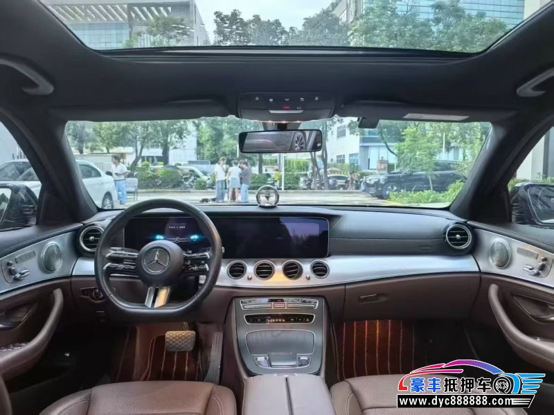 23年奔驰E轿车抵押车出售