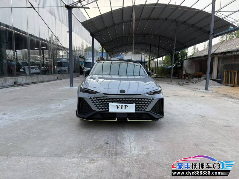 22年长安长安UNI轿车抵押车出售