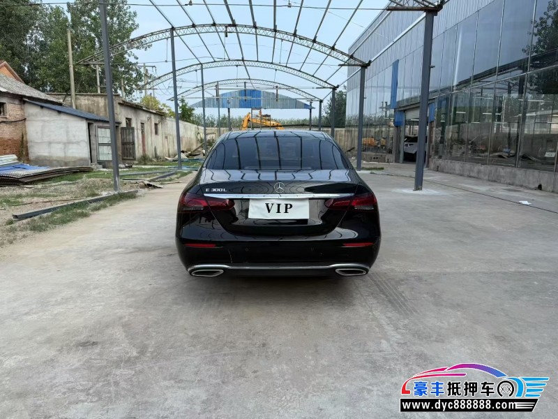 20年奔驰E轿车抵押车出售