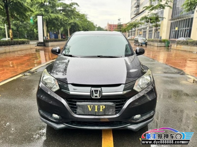 18年本田缤智轿车抵押车出售