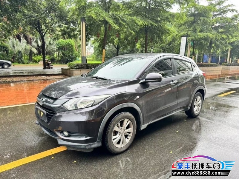18年本田缤智轿车抵押车出售