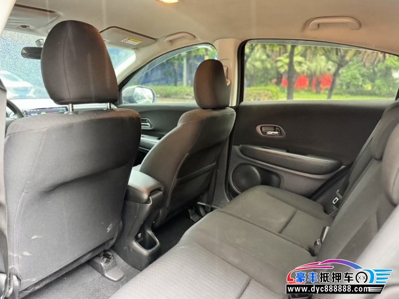 18年本田缤智轿车抵押车出售