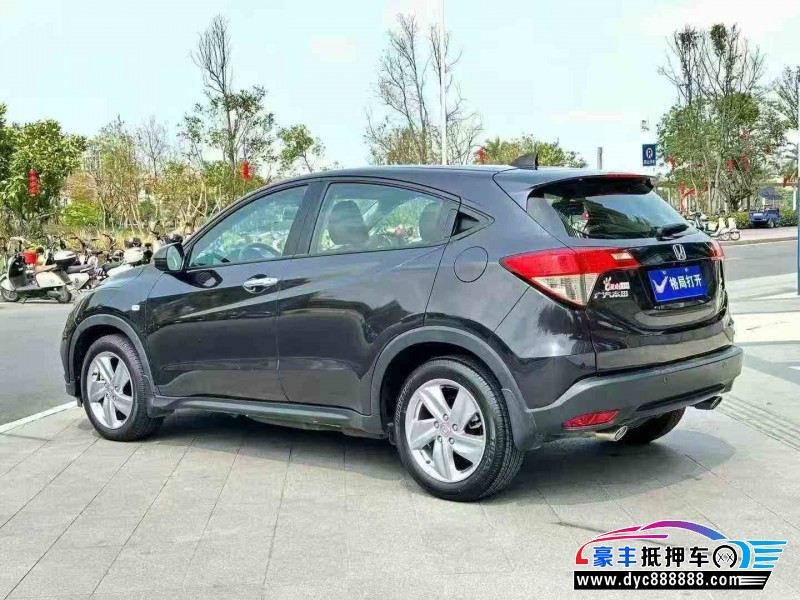 22年本田缤智轿车抵押车出售