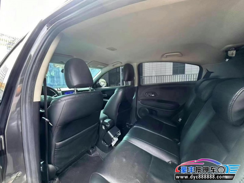 16年本田缤智轿车抵押车出售