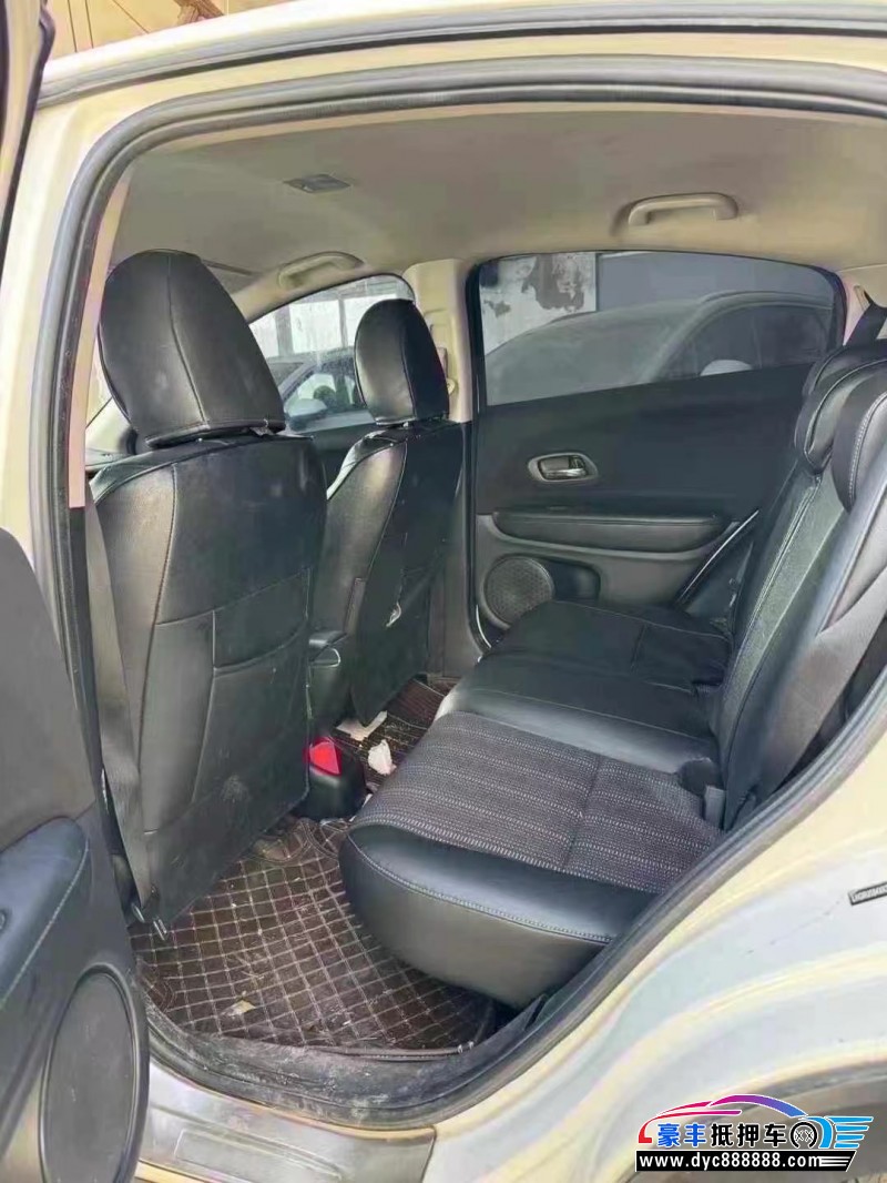 19年本田缤智轿车抵押车出售