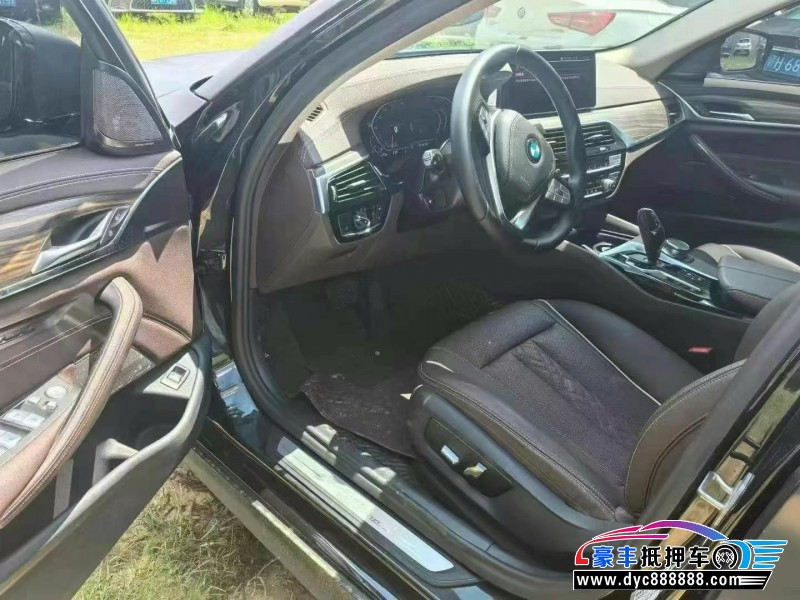 23年宝马5系轿车抵押车出售