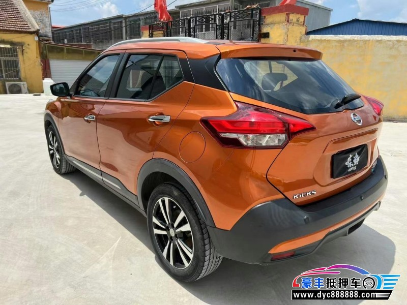 18年日产劲客轿车抵押车出售